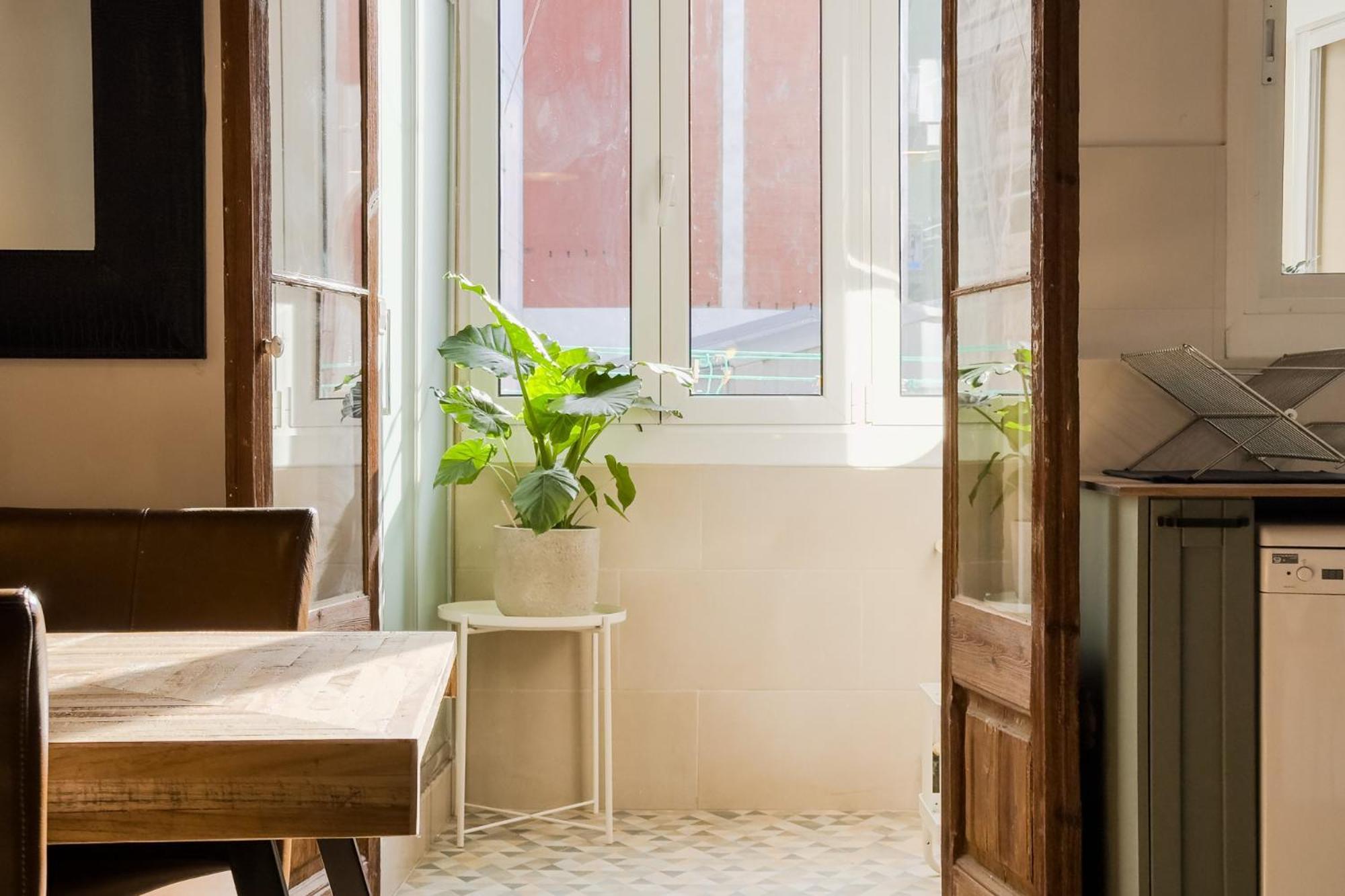 Magalhaes - Trad Flat In Poble Sec, Near Ramblas Барселона Екстер'єр фото