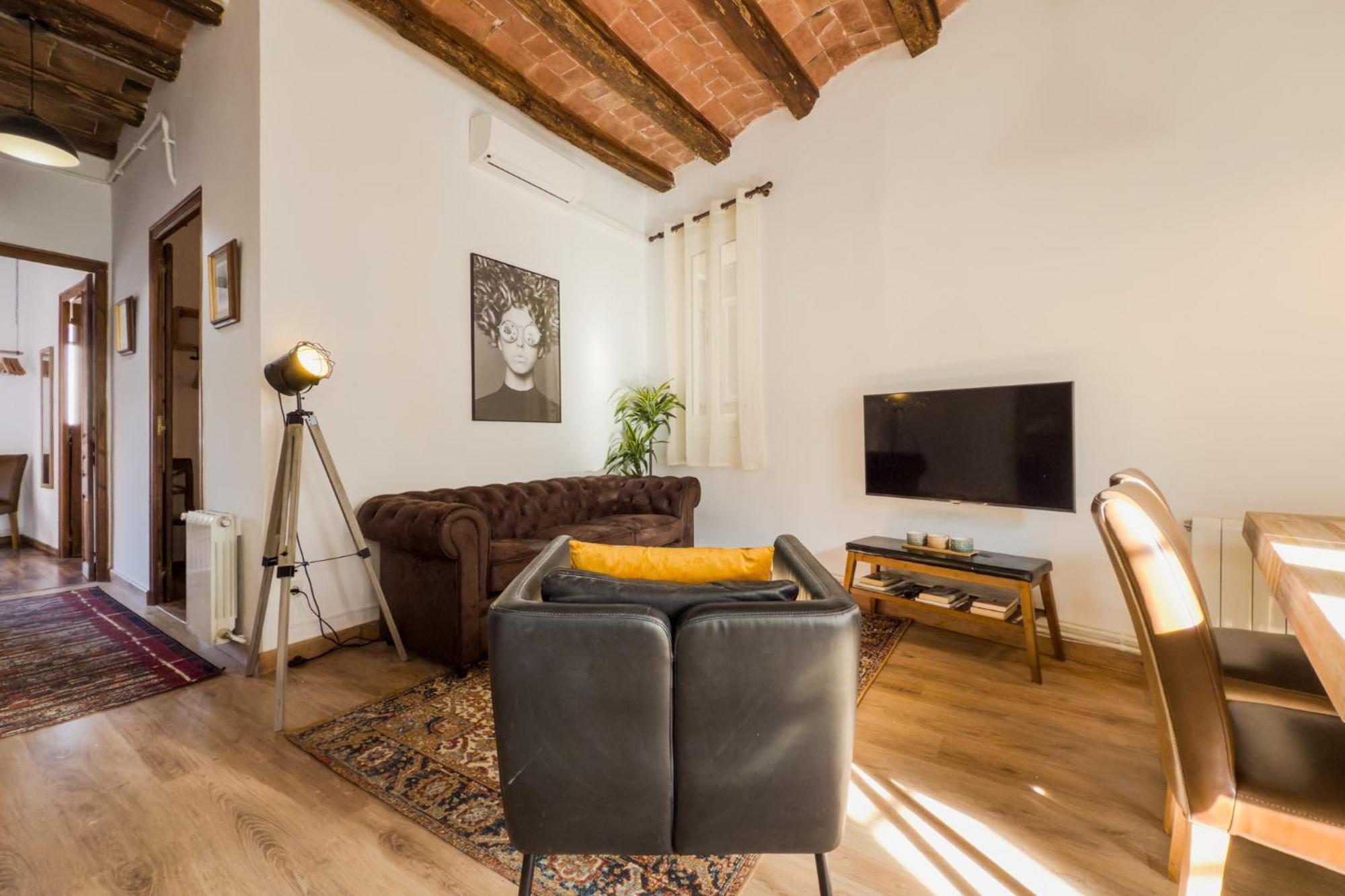 Magalhaes - Trad Flat In Poble Sec, Near Ramblas Барселона Екстер'єр фото