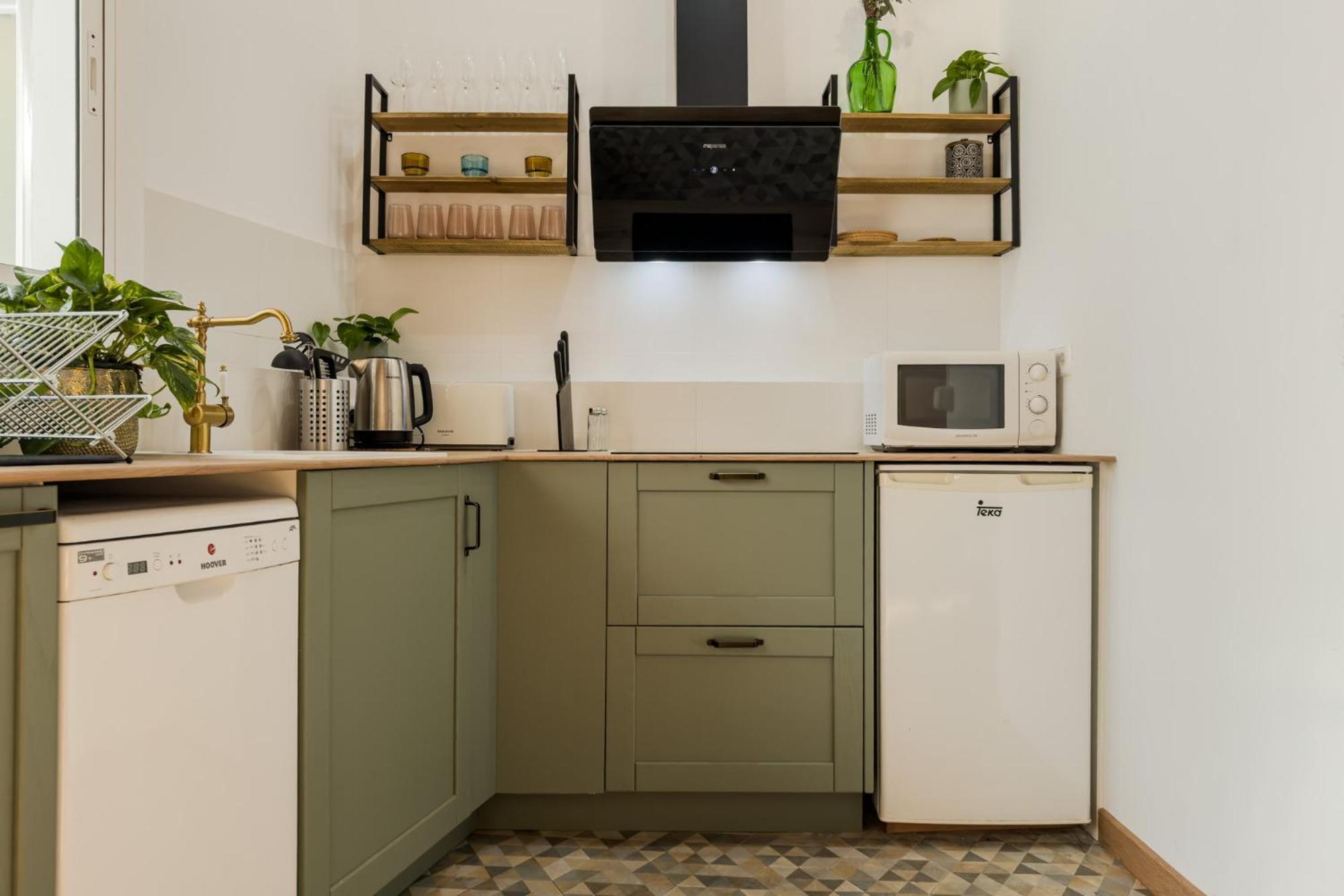 Magalhaes - Trad Flat In Poble Sec, Near Ramblas Барселона Екстер'єр фото