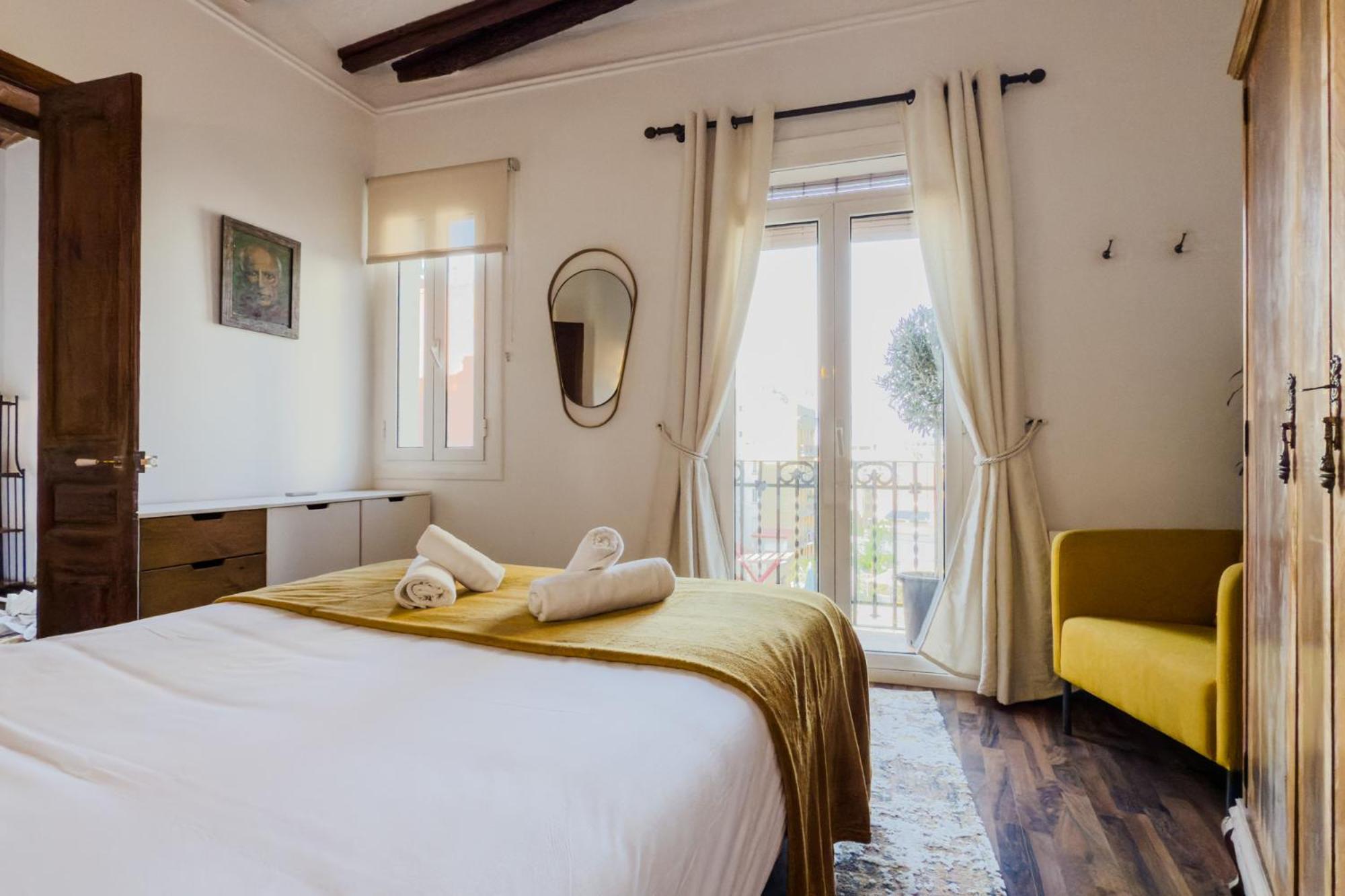 Magalhaes - Trad Flat In Poble Sec, Near Ramblas Барселона Екстер'єр фото
