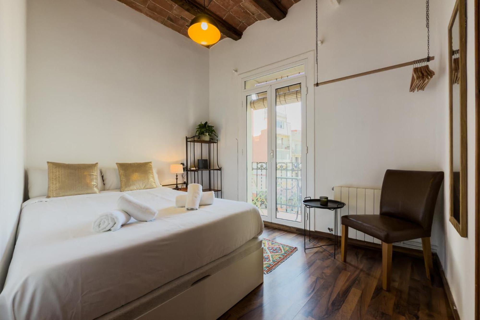 Magalhaes - Trad Flat In Poble Sec, Near Ramblas Барселона Екстер'єр фото